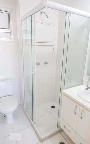 Apartamento à venda com 60m², 3 quartos e 2 vagas Apartamento à venda com 60m², 3 quartos e 2 vagasBanheiro Social