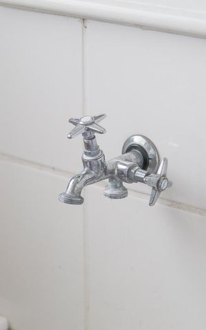Apartamento à venda com 60m², 3 quartos e 2 vagas Apartamento à venda com 60m², 3 quartos e 2 vagasÁrea de Serviço