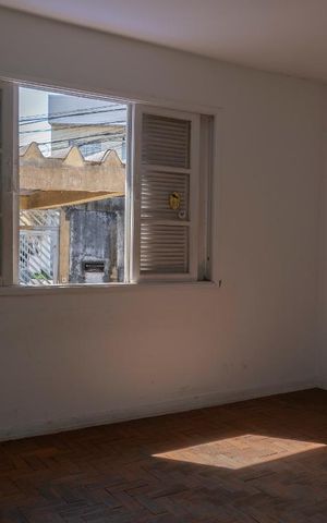 Casa à venda com 150m², 2 quartos e 2 vagas Casa à venda com 150m², 2 quartos e 2 vagasQuarto 2