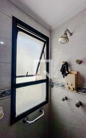 Apartamento para alugar com 230m², 3 quartos e 3 vagasBanheiro
