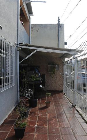 Casa à venda com 200m², 4 quartos e 1 vagaQuintal