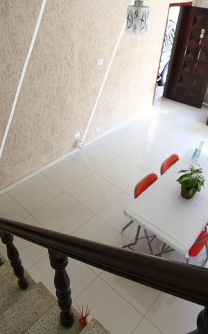 Casa à venda com 200m², 4 quartos e 1 vagaSala