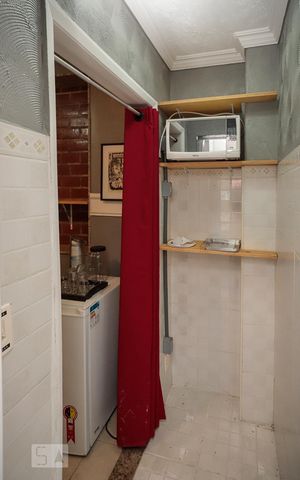 Studio para alugar com 75m², 1 quarto e sem vaga Studio para alugar com 75m², 1 quarto e sem vagaCopa