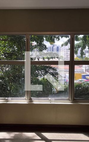 Apartamento para alugar com 70m², 2 quartos e 1 vagaSala