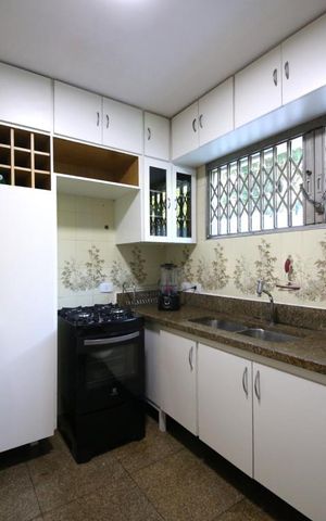 Casa à venda com 206m², 4 quartos e 6 vagasCozinha