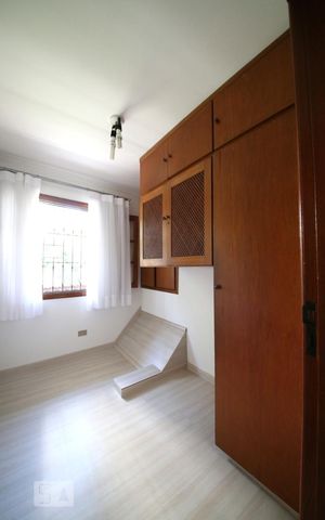Casa à venda com 206m², 4 quartos e 6 vagasQuarto 1