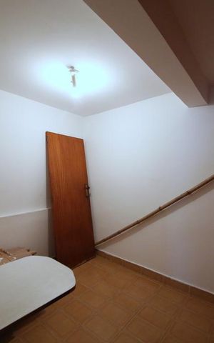 Casa à venda com 206m², 4 quartos e 6 vagasQuarto de Serviço