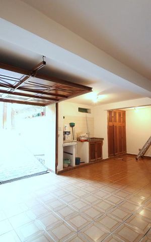 Casa à venda com 206m², 4 quartos e 6 vagasGaragem