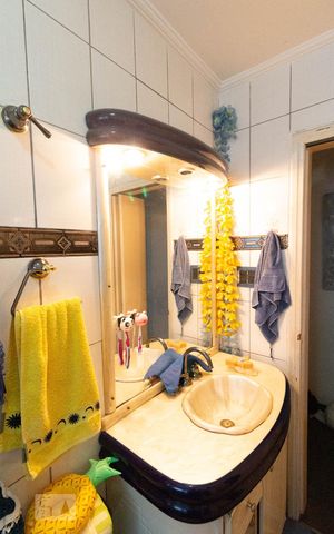 Apartamento à venda com 99m², 3 quartos e 1 vaga Apartamento à venda com 99m², 3 quartos e 1 vagaBanheiro