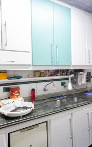 Apartamento à venda com 99m², 3 quartos e 1 vaga Apartamento à venda com 99m², 3 quartos e 1 vagaCozinha