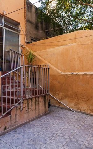 Casa à venda com 135m², 3 quartos e 1 vagaQuintal dos fundos
