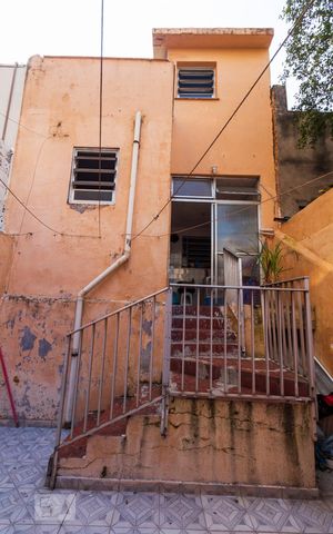 Casa à venda com 135m², 3 quartos e 1 vagaQuintal dos fundos
