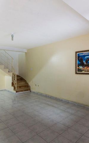 Casa à venda com 135m², 3 quartos e 1 vagaSala
