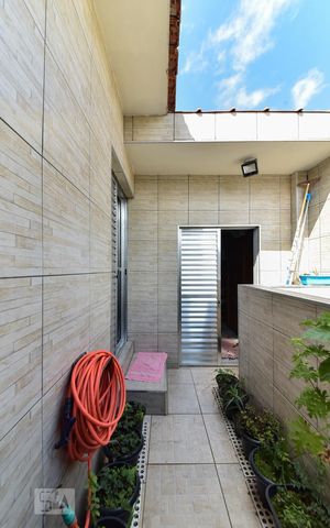 Casa à venda com 156m², 5 quartos e 2 vagas Casa à venda com 156m², 5 quartos e 2 vagasQuintal - Piso Superior