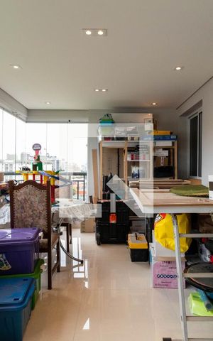 Apartamento à venda com 168m², 4 quartos e 3 vagas Apartamento à venda com 168m², 4 quartos e 3 vagasVaranda