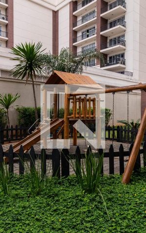 Apartamento à venda com 168m², 4 quartos e 3 vagas Apartamento à venda com 168m², 4 quartos e 3 vagasÁrea comum - Playground 2