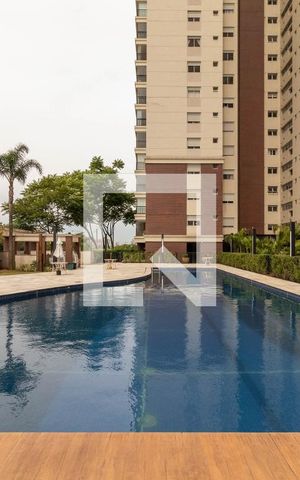 Apartamento à venda com 168m², 4 quartos e 3 vagas Apartamento à venda com 168m², 4 quartos e 3 vagasÁrea comum - Piscina