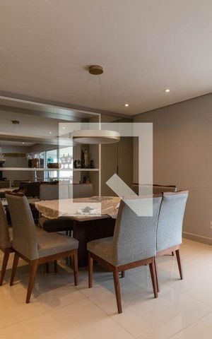 Apartamento à venda com 168m², 4 quartos e 3 vagas Apartamento à venda com 168m², 4 quartos e 3 vagasSala de Jantar