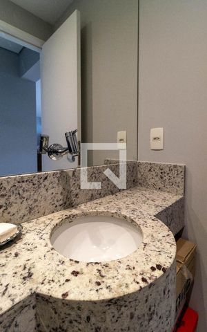 Apartamento à venda com 168m², 4 quartos e 3 vagas Apartamento à venda com 168m², 4 quartos e 3 vagasLavabo