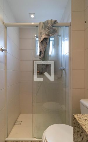 Apartamento à venda com 168m², 4 quartos e 3 vagas Apartamento à venda com 168m², 4 quartos e 3 vagasBanheiro da Suíte 2