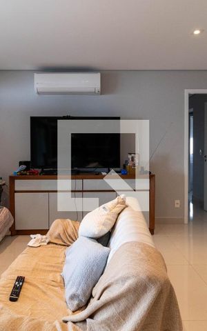 Apartamento à venda com 168m², 4 quartos e 3 vagas Apartamento à venda com 168m², 4 quartos e 3 vagasSala