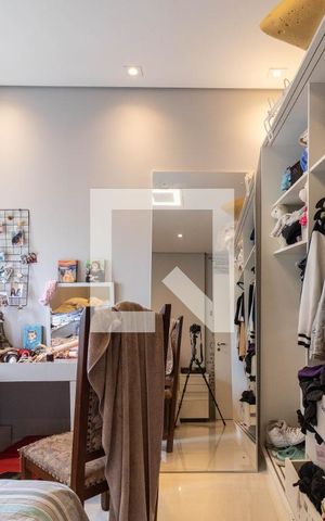 Apartamento à venda com 168m², 4 quartos e 3 vagas Apartamento à venda com 168m², 4 quartos e 3 vagasQuarto 2
