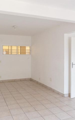 Apartamento à venda com 100m², 3 quartos e 1 vaga Apartamento à venda com 100m², 3 quartos e 1 vagaSala