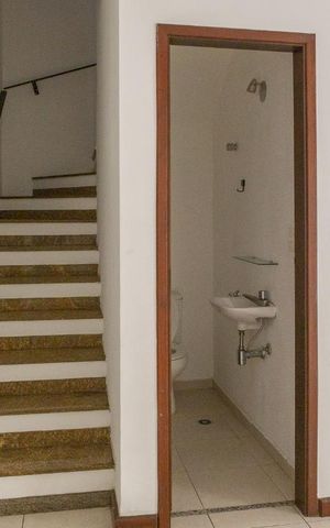 Casa de condomínio para alugar com 120m², 3 quartos e 2 vagas Casa de condomínio para alugar com 120m², 3 quartos e 2 vagasSala