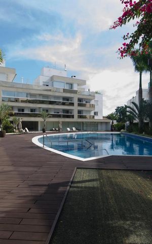 Apartamento para alugar com 220m², 3 quartos e 2 vagasPiscina