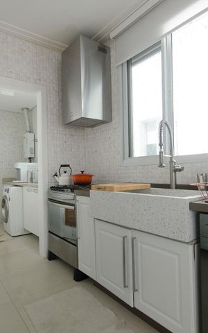 Apartamento para alugar com 220m², 3 quartos e 2 vagasCozinha