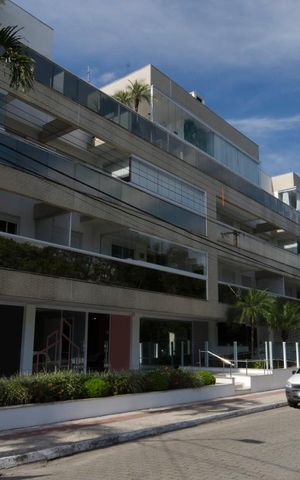 Apartamento para alugar com 220m², 3 quartos e 2 vagasFachada