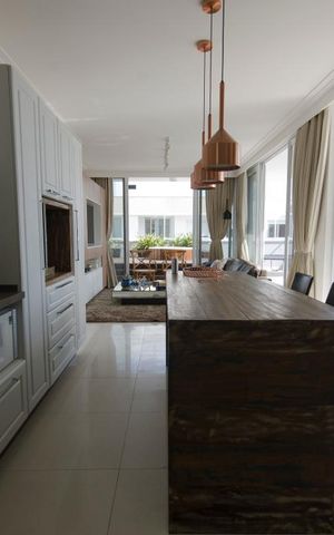 Apartamento para alugar com 220m², 3 quartos e 2 vagasSala