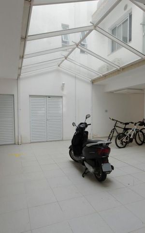 Apartamento para alugar com 220m², 3 quartos e 2 vagasGaragem