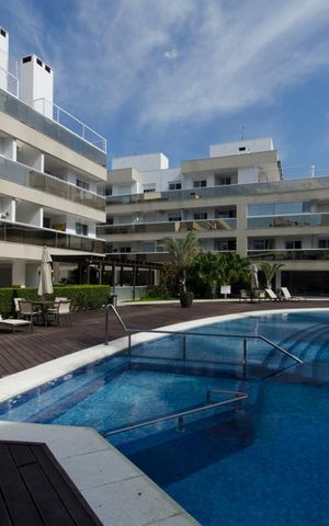 Apartamento para alugar com 220m², 3 quartos e 2 vagasPiscina