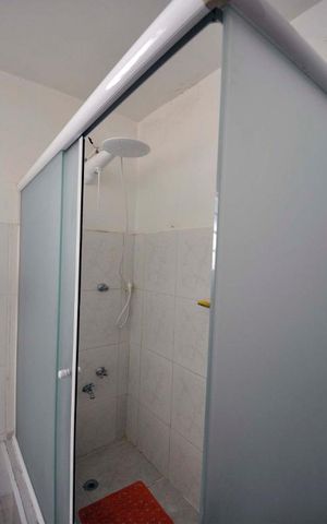 Casa à venda com 150m², 4 quartos e 2 vagasBanheiro da Suíte