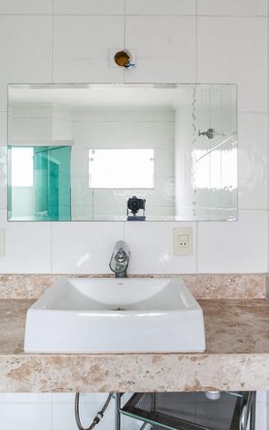 Casa à venda com 186m², 3 quartos e 4 vagas Casa à venda com 186m², 3 quartos e 4 vagasBanheiro da Suíte 1