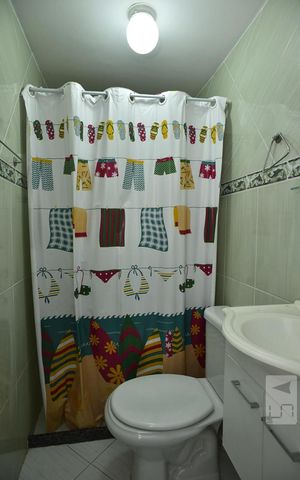 Casa à venda com 36m², 1 quarto e sem vagaBanheiro