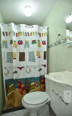 Casa à venda com 36m², 1 quarto e sem vagaBanheiro