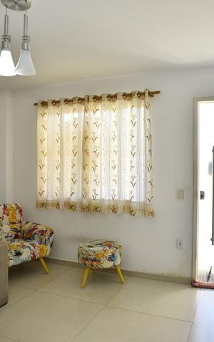 Casa de condomínio para alugar com 180m², 2 quartos e 2 vagasSala