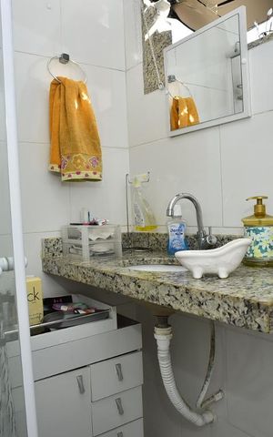 Casa de condomínio para alugar com 180m², 2 quartos e 2 vagasBanheiro da Suíte 2