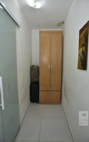 Casa de condomínio para alugar com 180m², 2 quartos e 2 vagasCloset