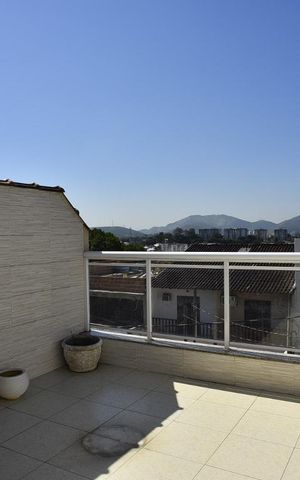 Casa de condomínio para alugar com 180m², 2 quartos e 2 vagasCobertura