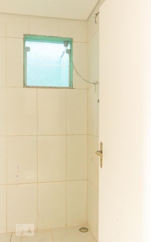 Casa de condomínio à venda com 113m², 3 quartos e 2 vagasBanheiro