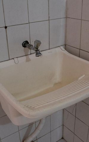 Casa à venda com 170m², 3 quartos e 2 vagas Casa à venda com 170m², 3 quartos e 2 vagasÁREA DE SERVIÇO