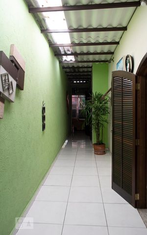 Casa à venda com 170m², 3 quartos e 2 vagas Casa à venda com 170m², 3 quartos e 2 vagasHALL sala