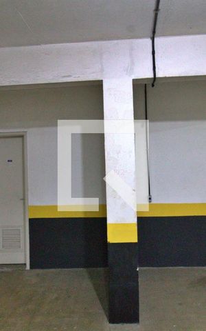 Apartamento à venda com 68m², 2 quartos e 2 vagas Apartamento à venda com 68m², 2 quartos e 2 vagasDepósito