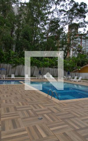 Apartamento à venda com 68m², 2 quartos e 2 vagas Apartamento à venda com 68m², 2 quartos e 2 vagasÁrea comum - Piscina