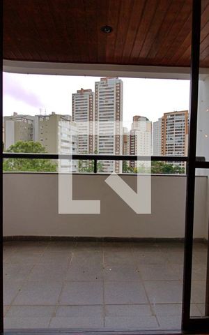 Apartamento à venda com 68m², 2 quartos e 2 vagas Apartamento à venda com 68m², 2 quartos e 2 vagasVaranda