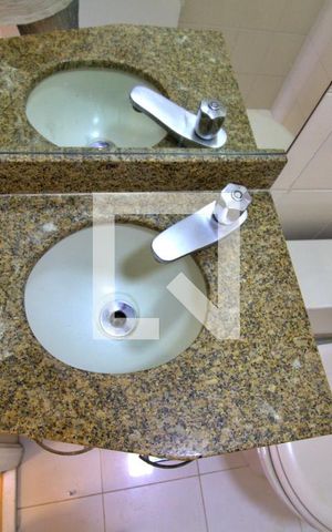 Apartamento à venda com 68m², 2 quartos e 2 vagas Apartamento à venda com 68m², 2 quartos e 2 vagasLavabo