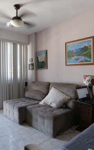 Apartamento à venda com 98m², 2 quartos e 2 vagasSala